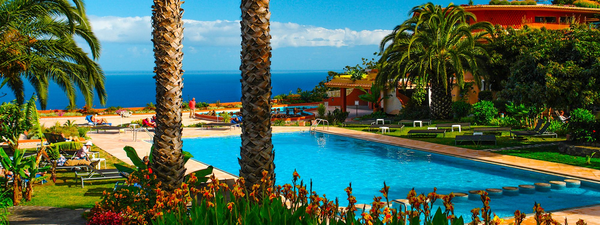 Die blumigen Wanderwege sind das Highlight eines jeden Madeira Urlaub