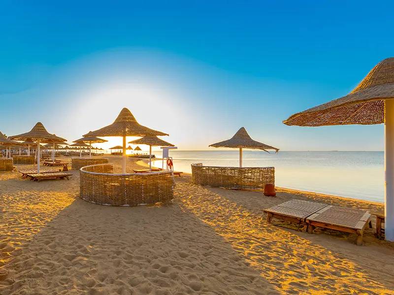 Willkommen am wohl schönsten Strand von Hurghada im Siva Grand Beach der RED SEA HOTELS