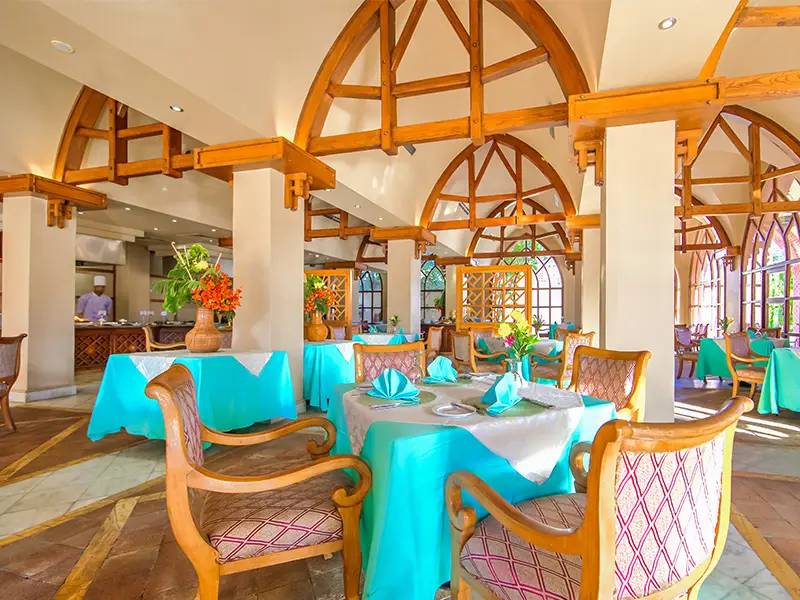 Restaurants, Cafés, Bars