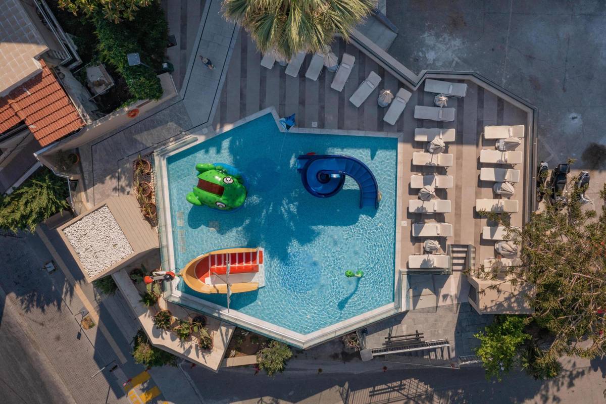 1. Bild Minos ApartHotel