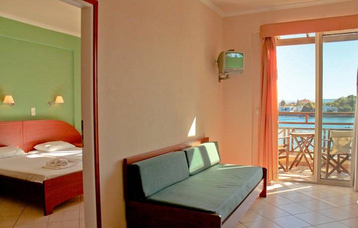 3. Bild Porto Kalamaki Hotel Apartments