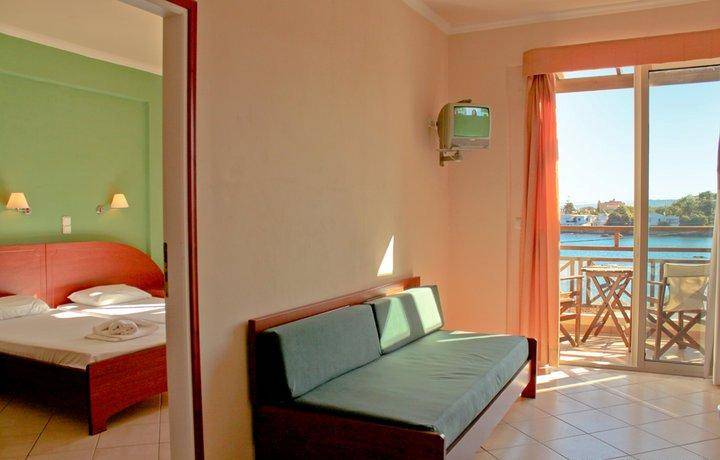 3. Bild Porto Kalamaki Hotel Apartments