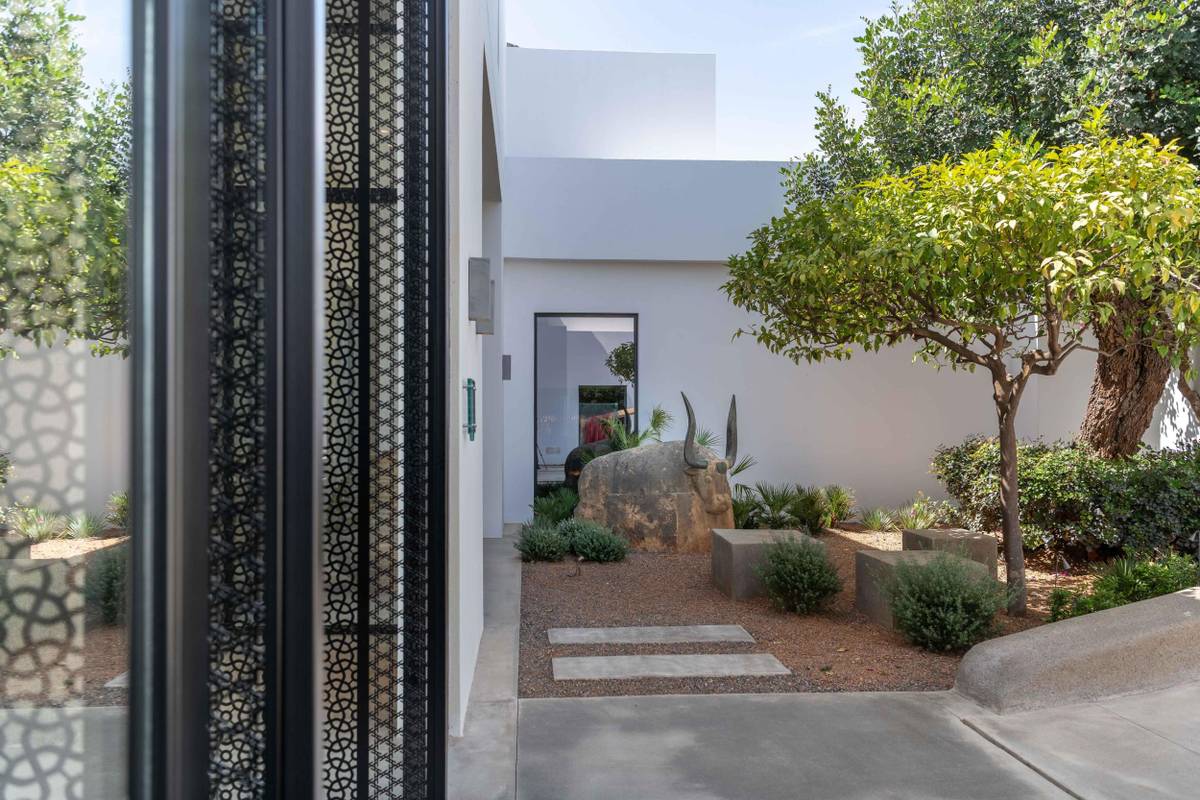 2. Bild Minos Beach art hotel