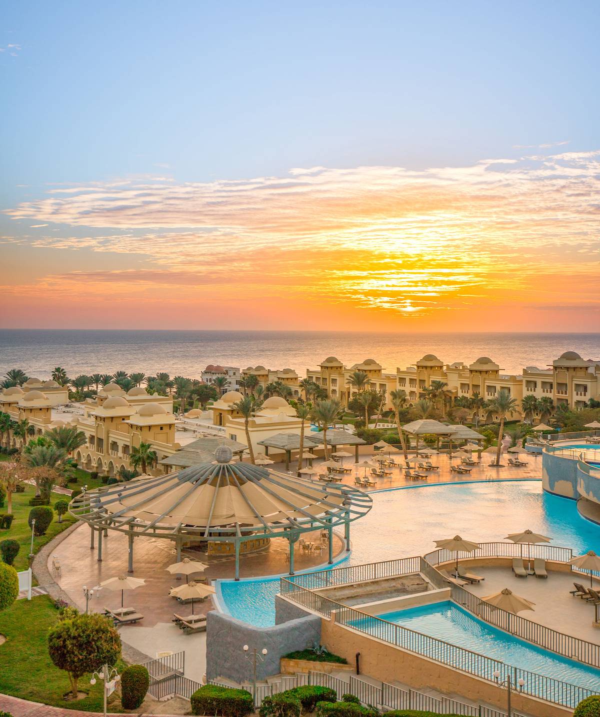 1. Bild Serenity Alpha Beach