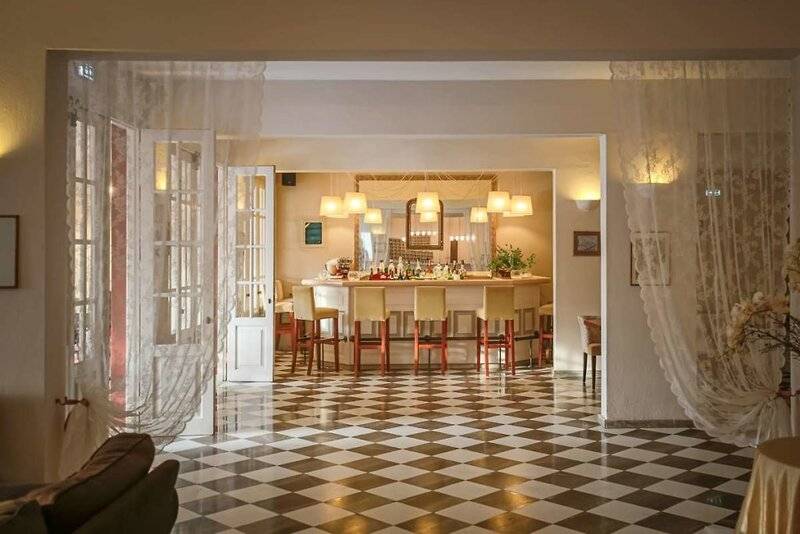 4. Bild Opera Blue Hotel