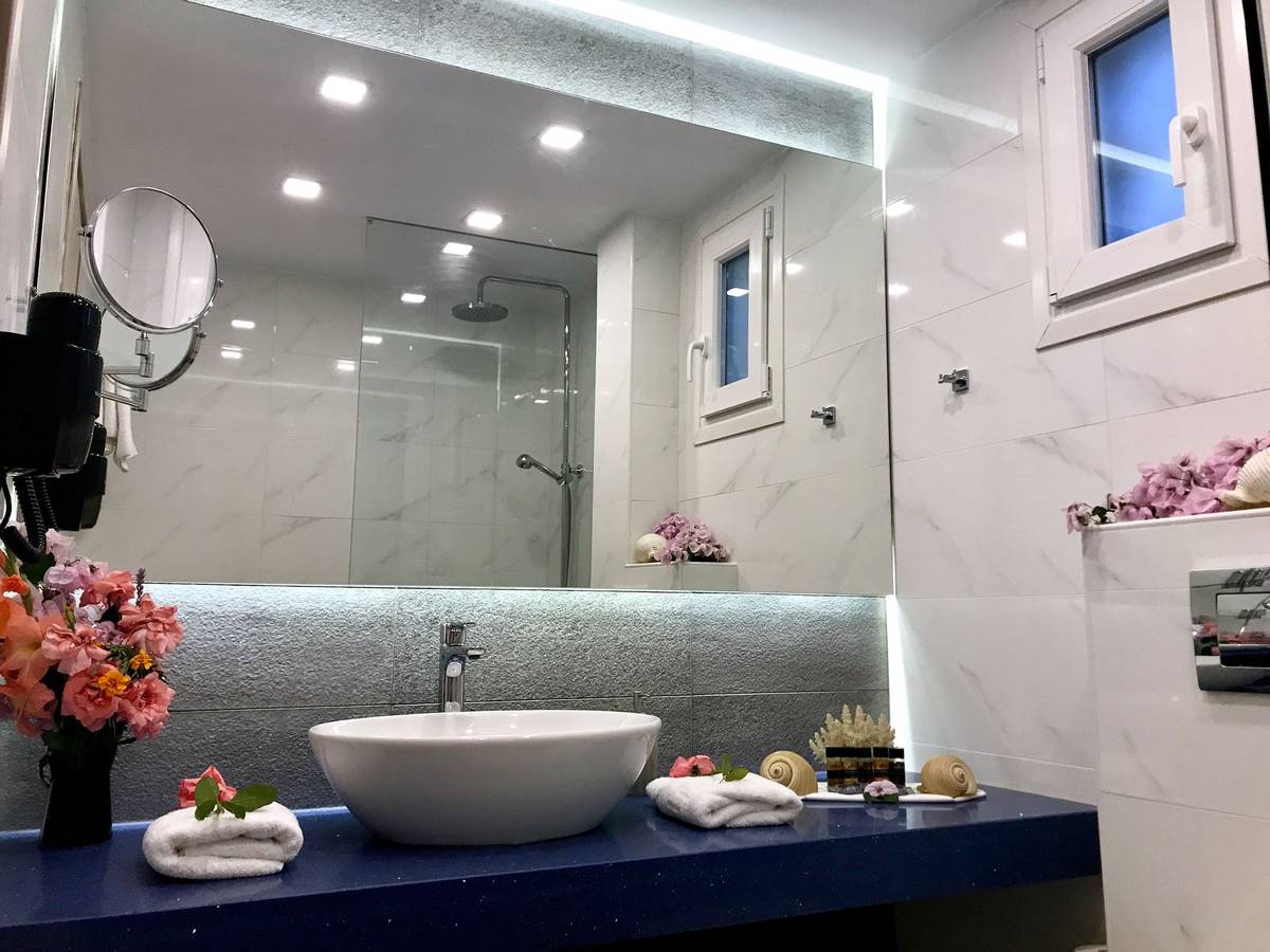 2. Bild Ionian Suites by Bruskos