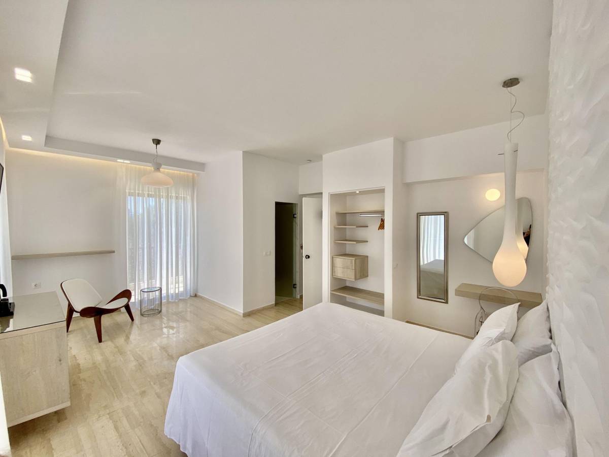 3. Bild Ionian Suites by Bruskos