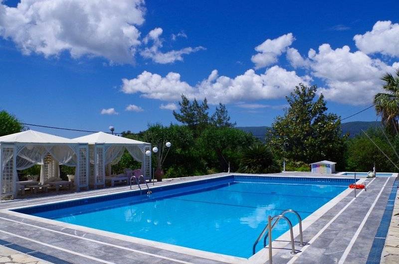 1. Bild Nefeli Hotel