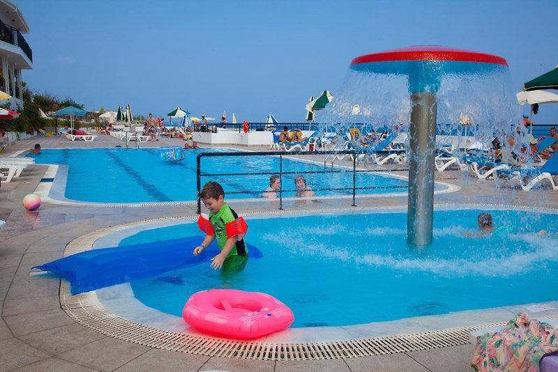 2. Bild Horizon Beach Hotel