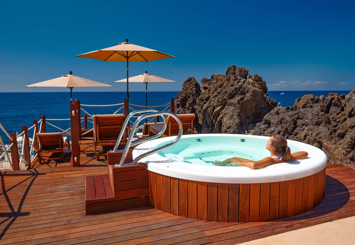 4. Bild The Cliff Bay