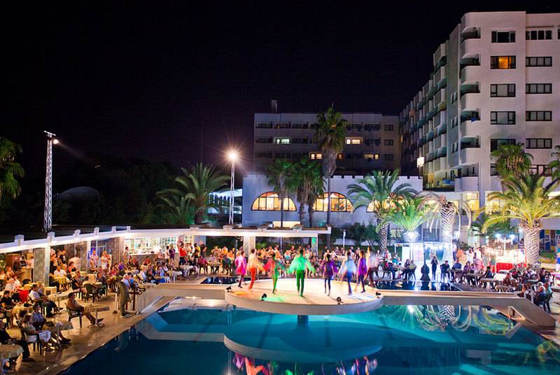 2. Bild SÜRAL HOTEL