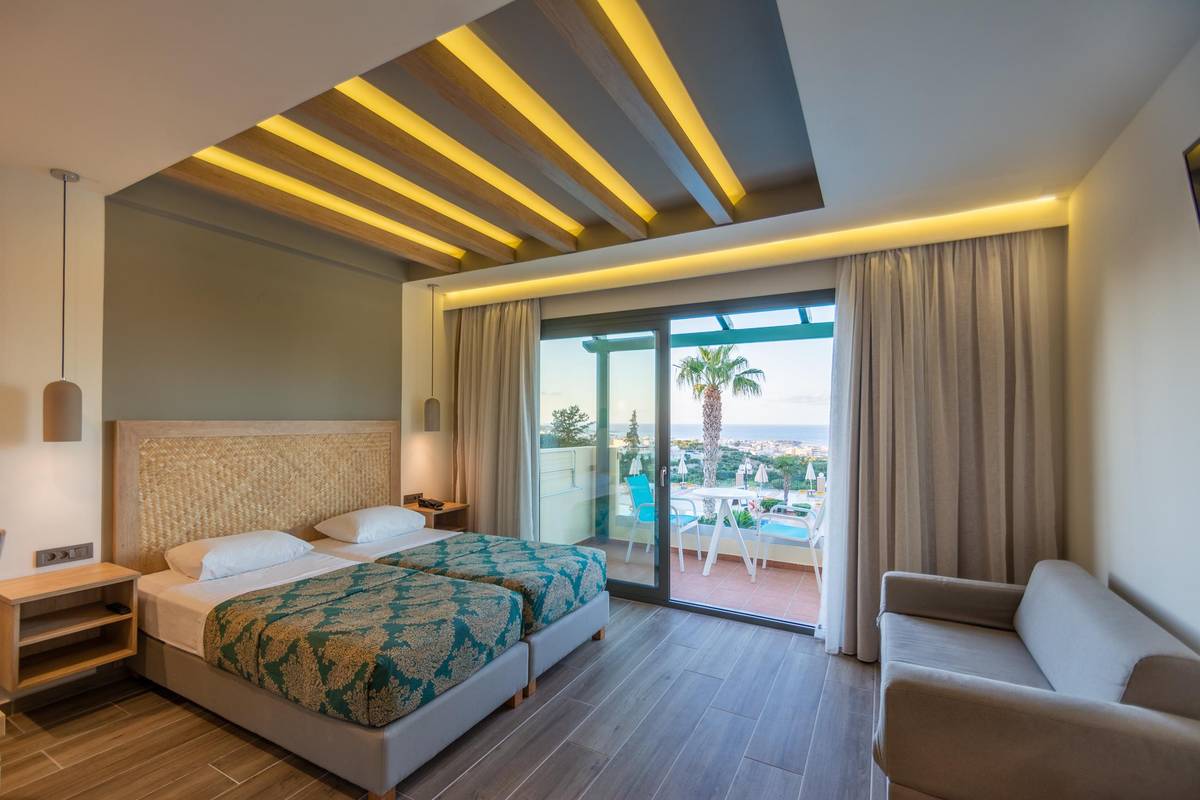 1. Bild Asterias Village Resort