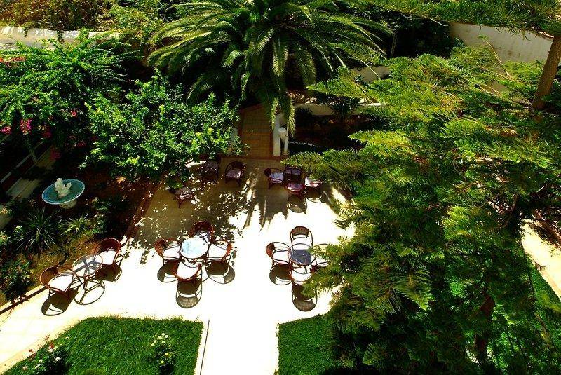 4. Bild Achillion Palace