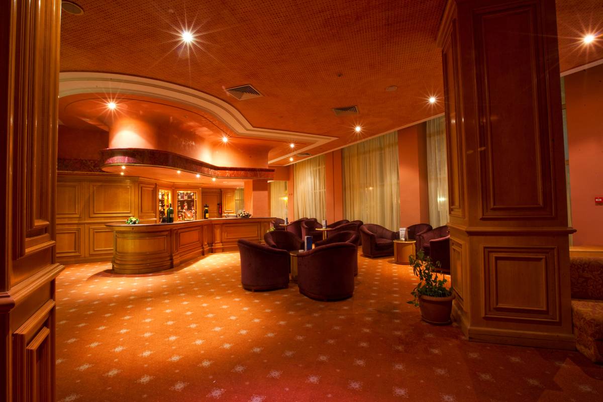 4. Bild El Mouradi El Menzah