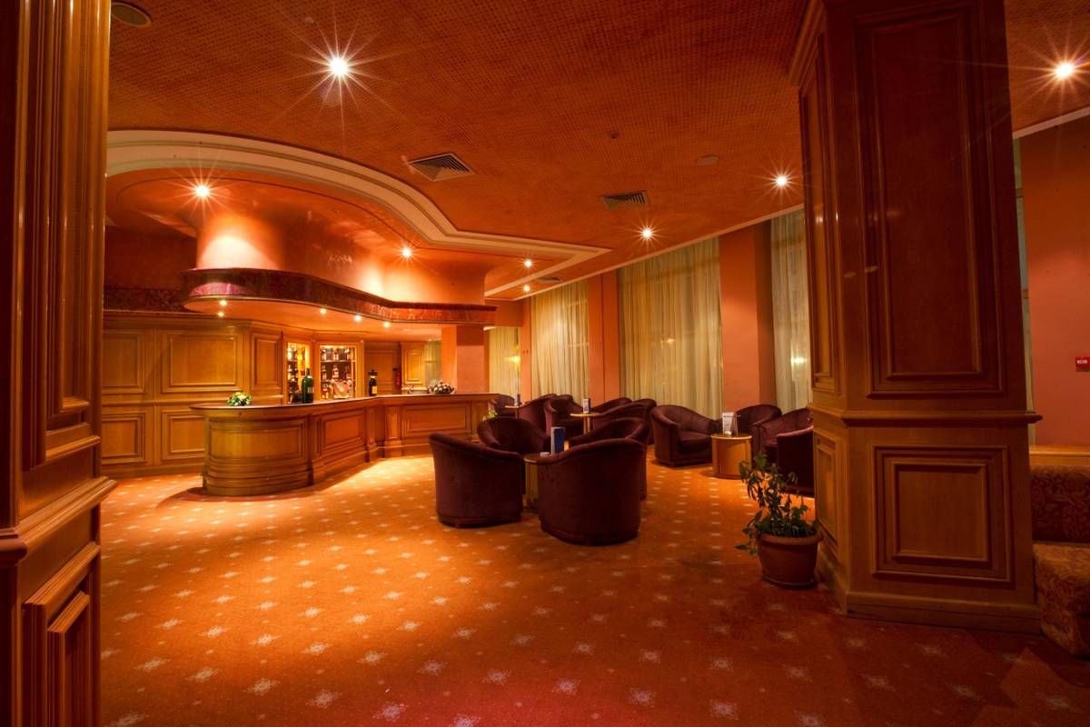 4. Bild El Mouradi El Menzah