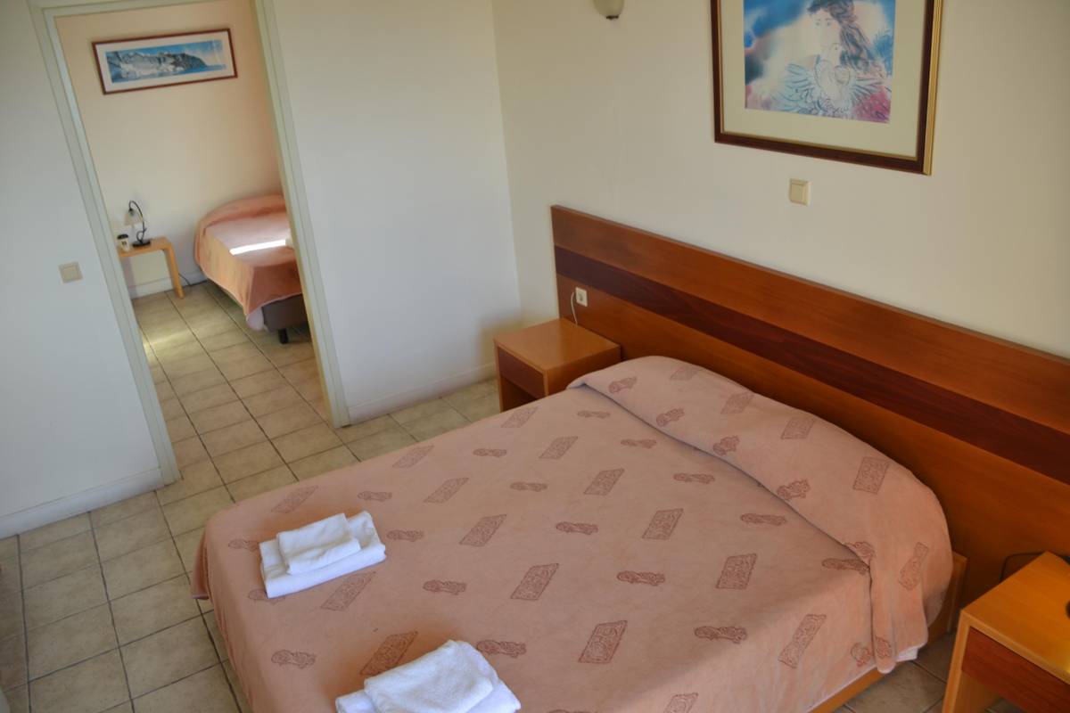 3. Bild Hellinis Hotel