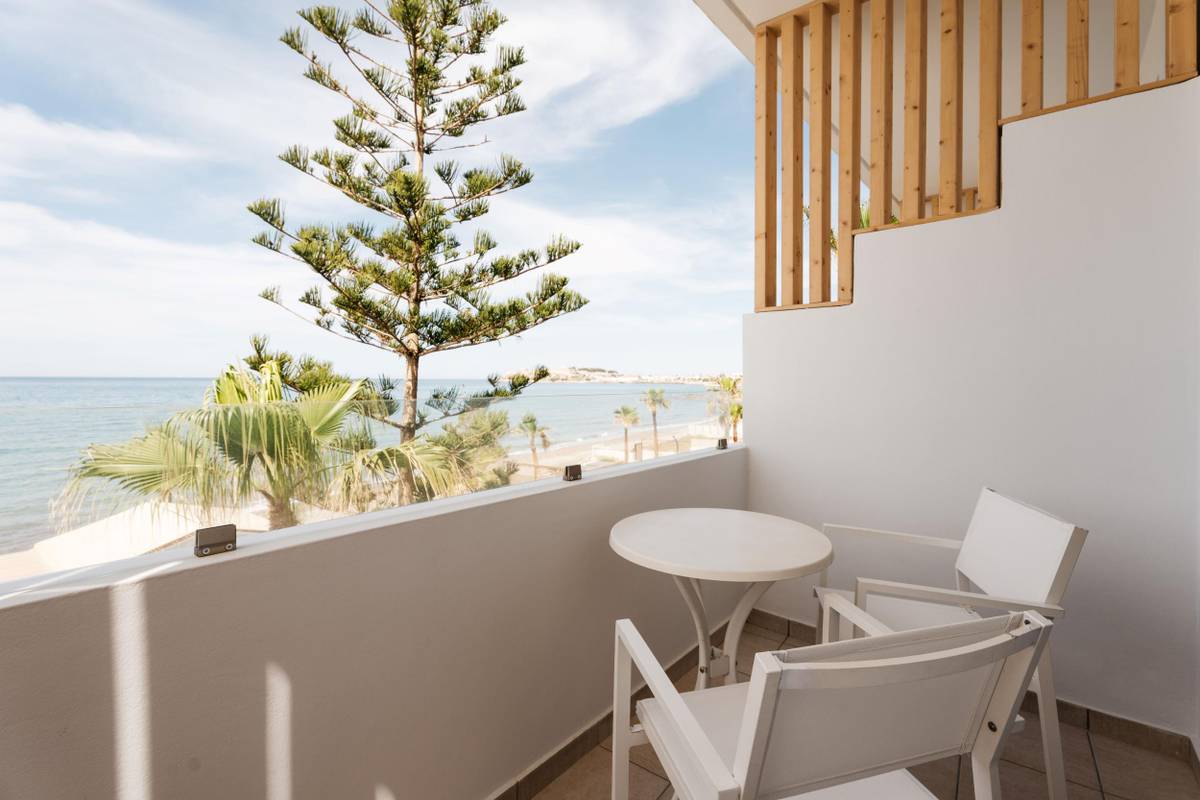 4. Bild Petradi Beach  Lounge Hotel