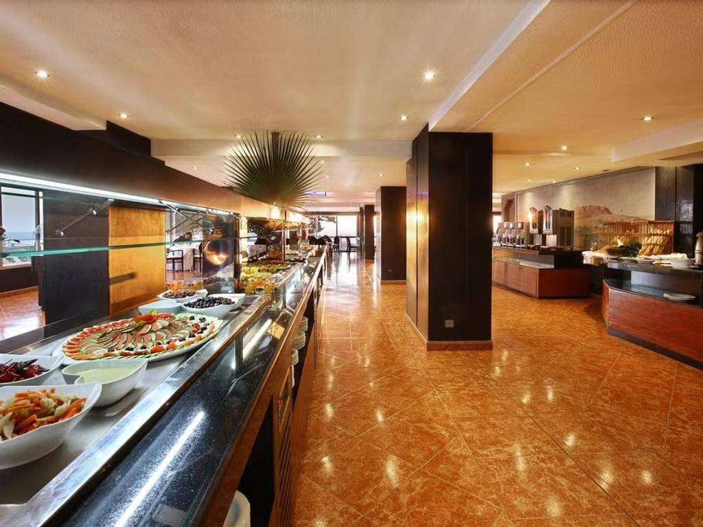 4. Bild Anezi Tower Hotel & Apt.