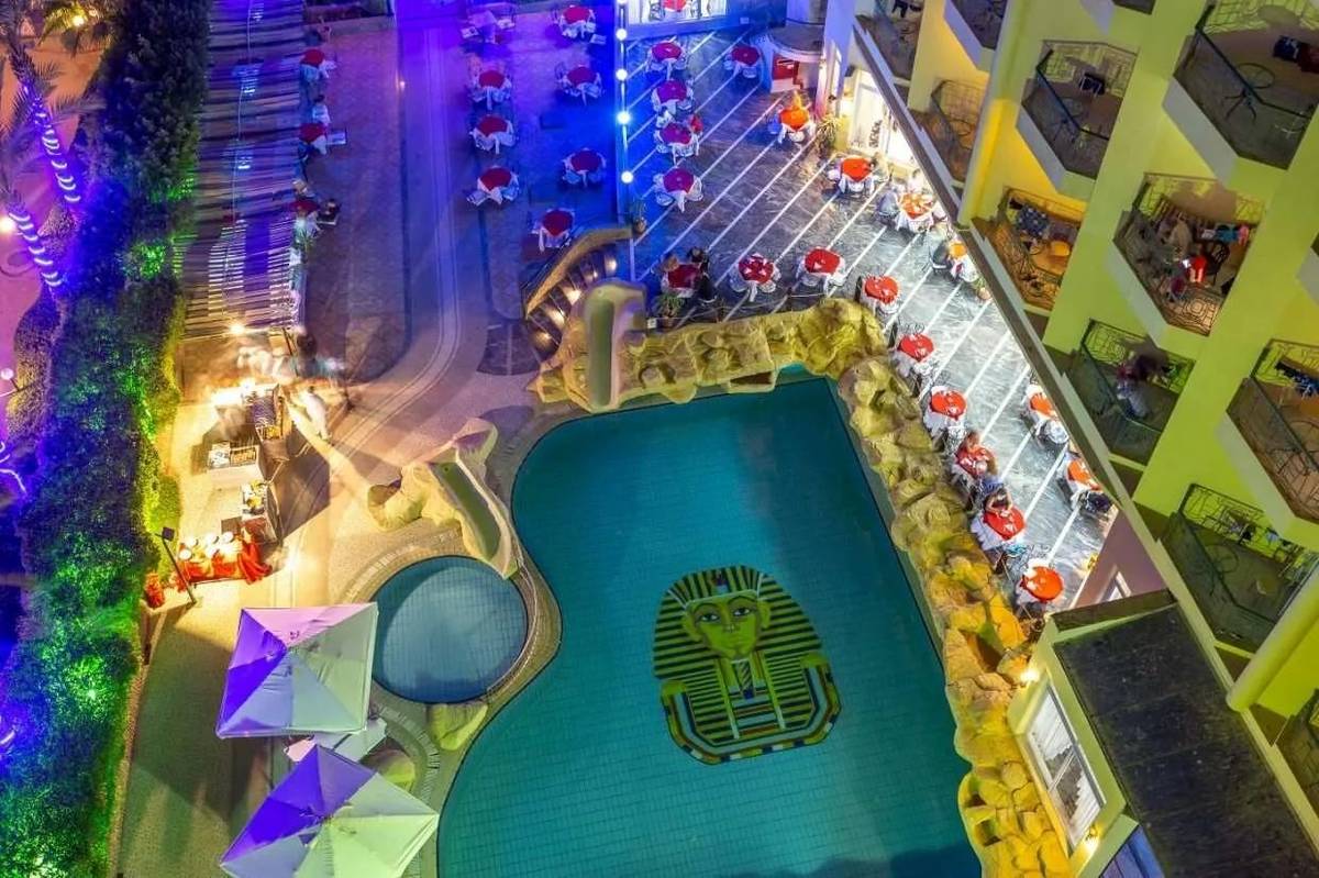 4. Bild King Tut Aqua Park Beach