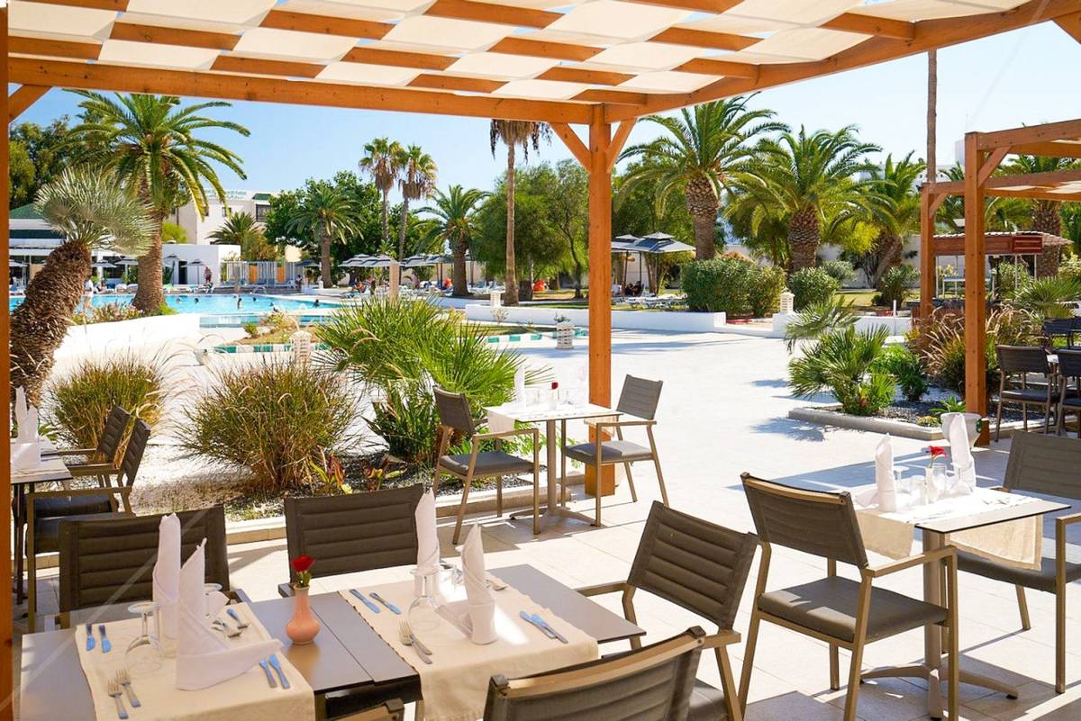 4. Bild Monarque El Fatimi