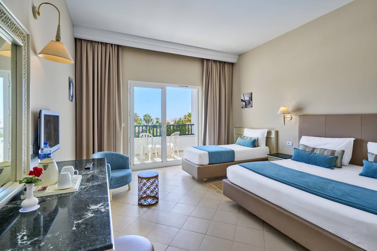 4. Bild Royal Nozha Beach