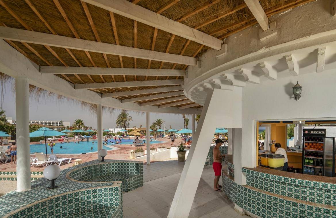 Poolbar