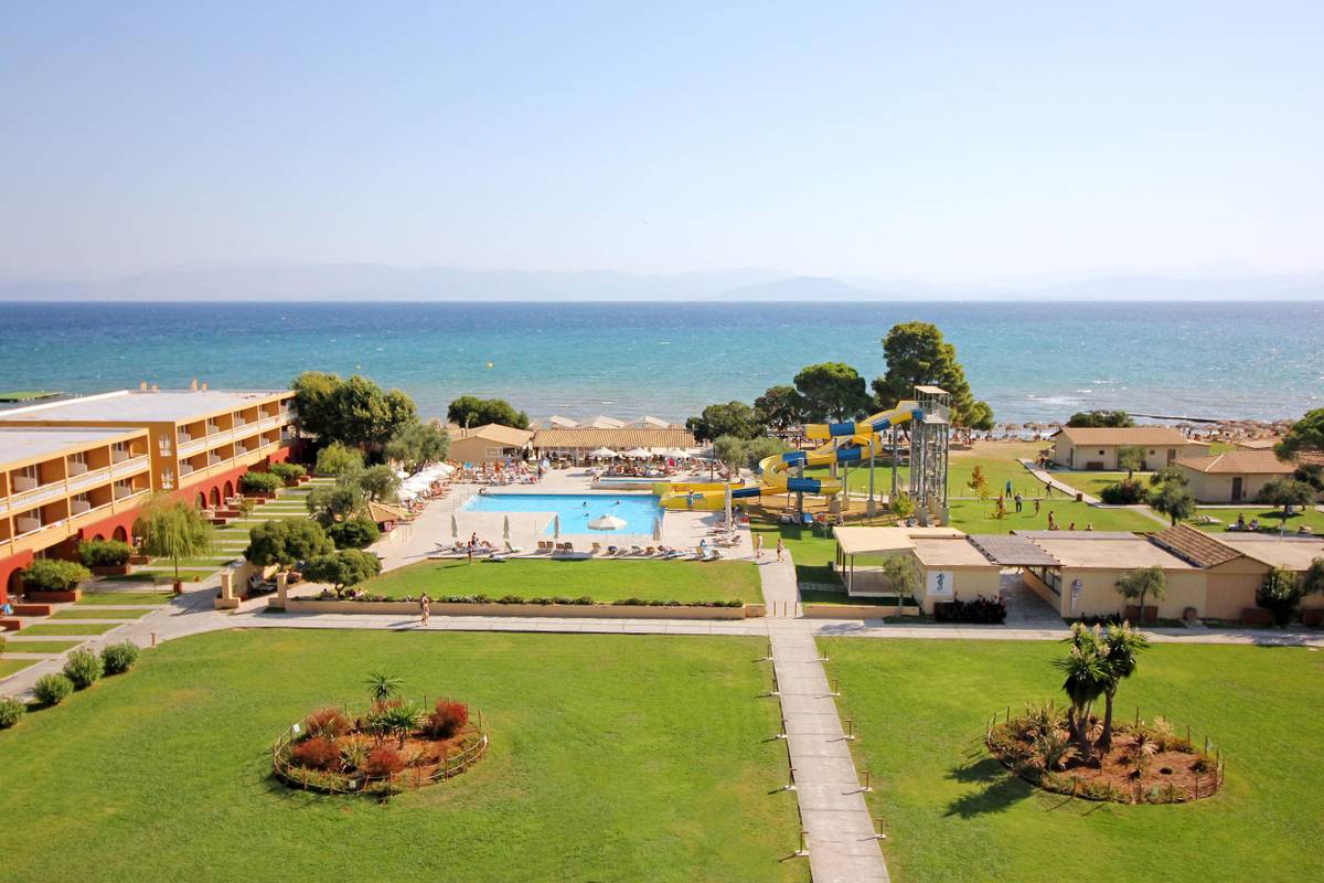 2. Bild Messonghi Beach Holiday Resort