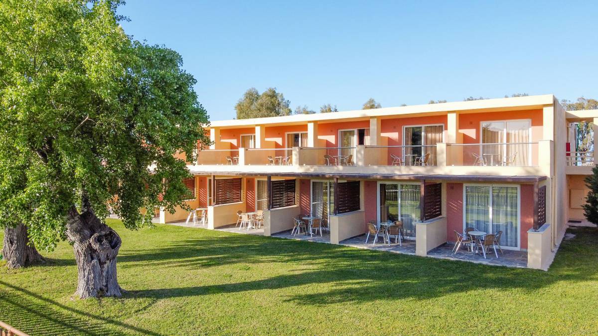 3. Bild Messonghi Beach Holiday Resort