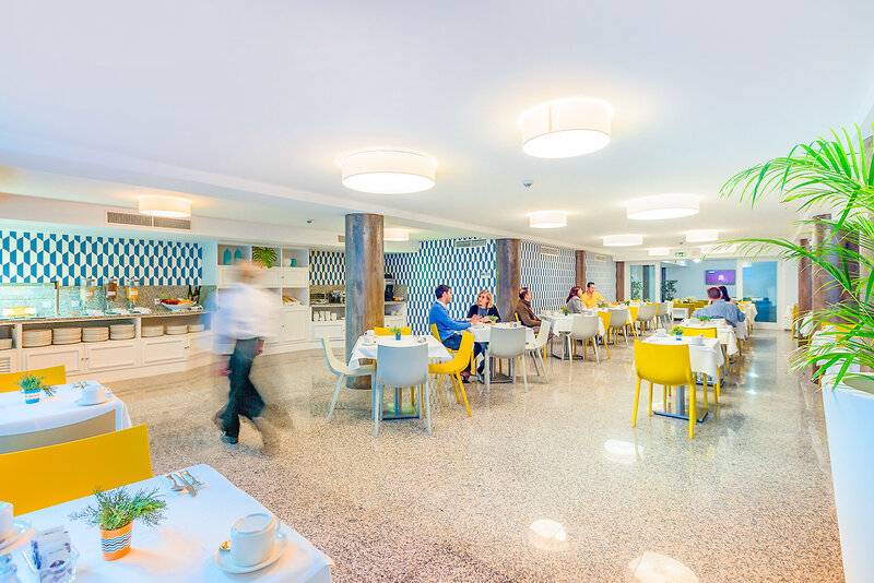 4. Bild Terrace Mar Suite Hotel