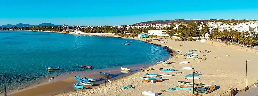 Strand mit Booten in Hammamet